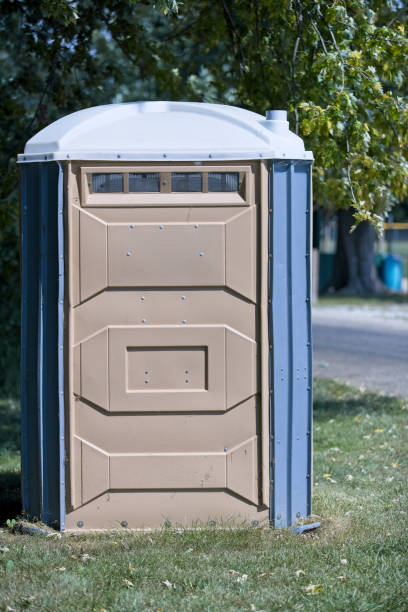 Best Portable toilet rental cost  in Lake Waynoka, OH